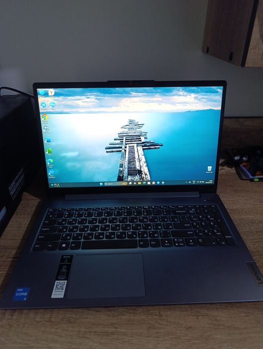 Lenovo Laptop 13-avlod