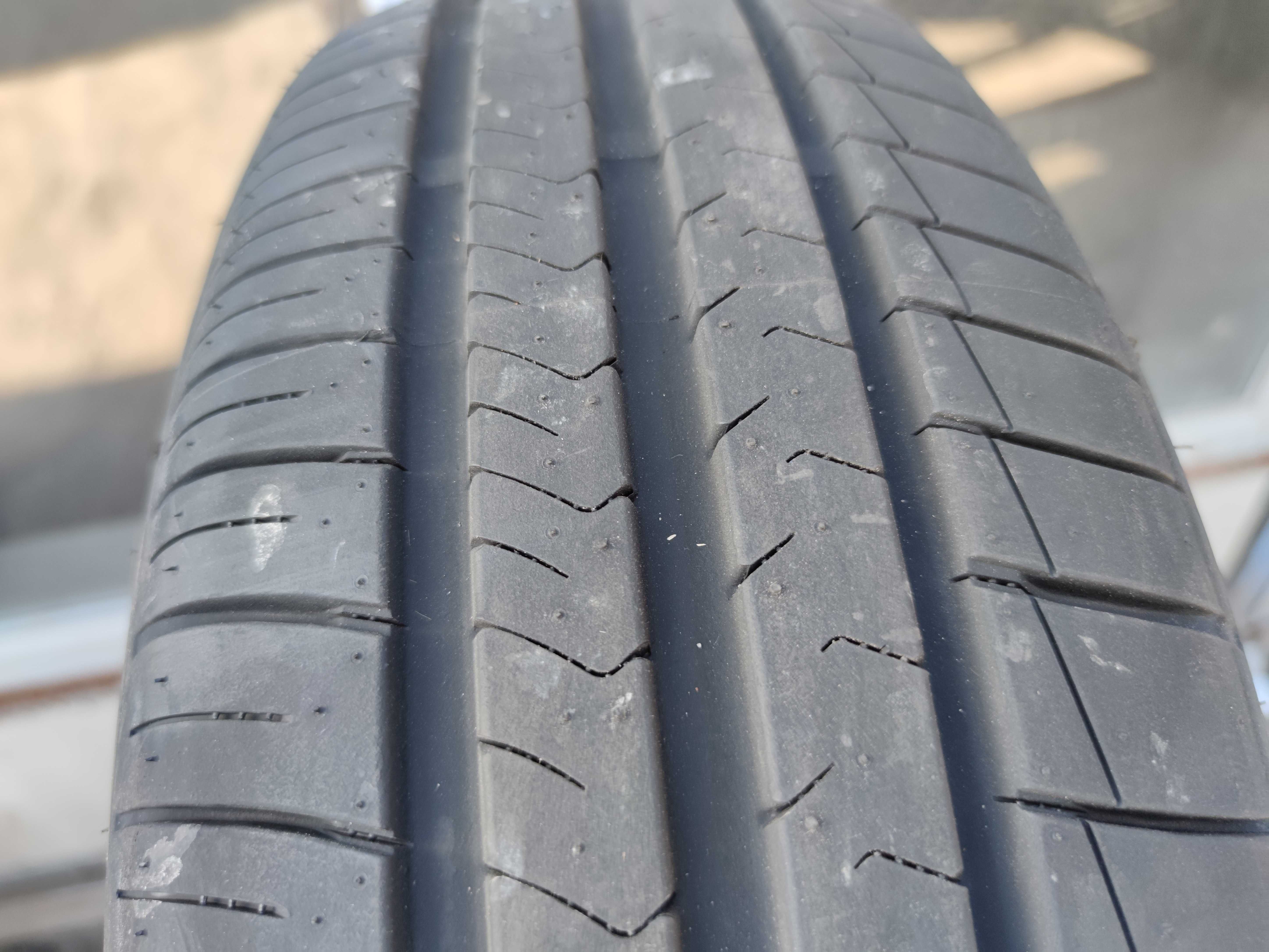 Нови Летни гуми 205 60 16 - Maxxis