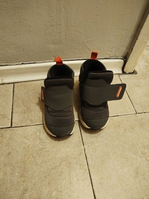 Детски боти за момче