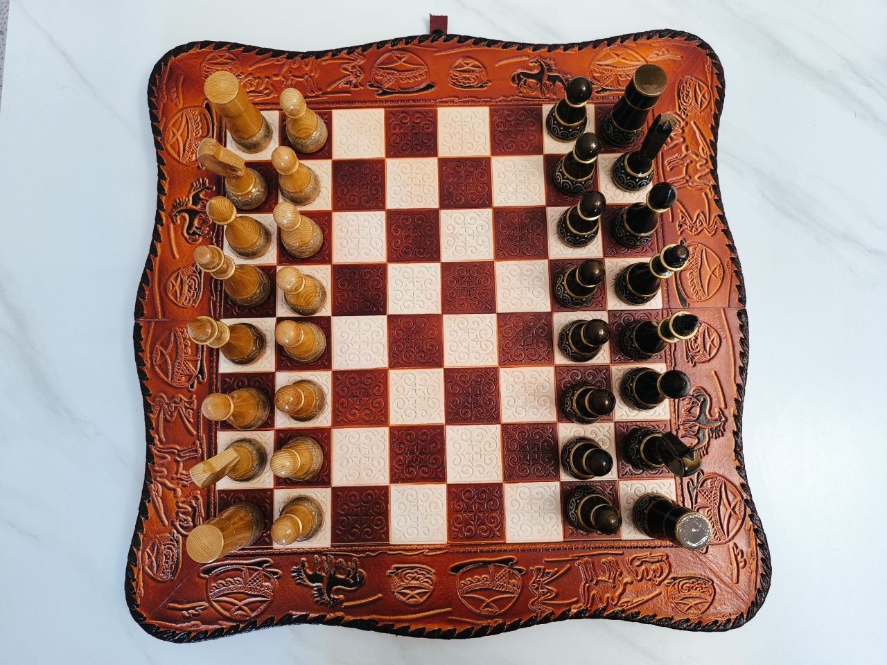Шахматы, шашки и нарды (3 в 1)