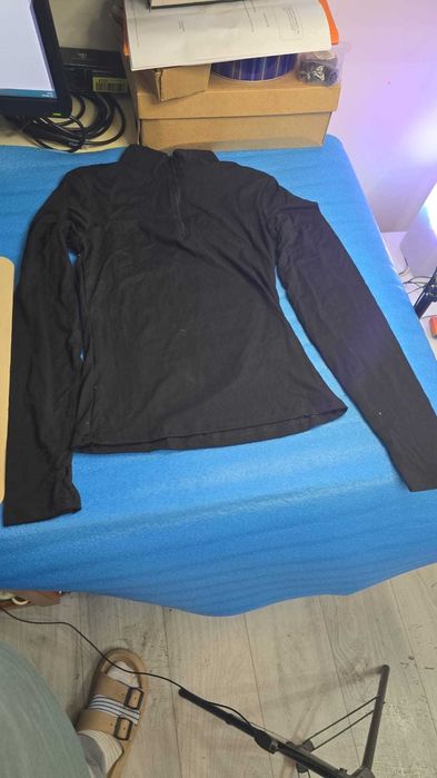 Bluze tehnice pentru alergat, bicicletă, sală de fitness