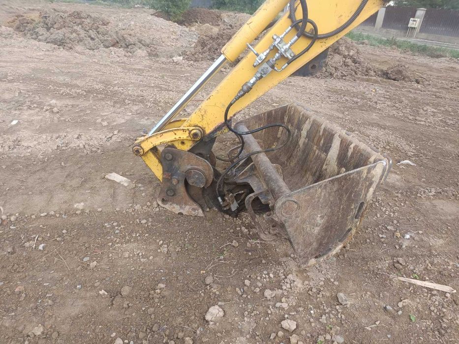 Excavator Komatsu PC80MR-3 An fabricatie : 2009, Greutate : 7550 Kg