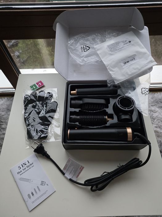 Uscător de păr 5 in 1, nou, ondulare, indreptare