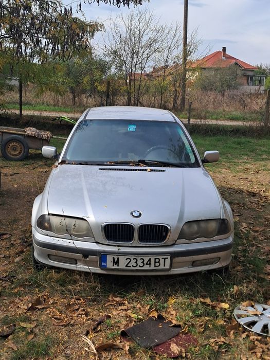 Продавам BMW е46 на части