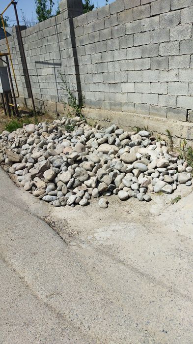 Булыжники камни бесплатно