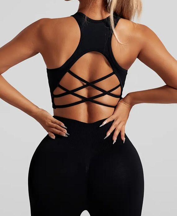 Спортен комплект -Чисто нов