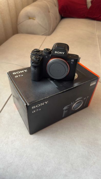 профессиональный фотоаппарат Sony A7s2