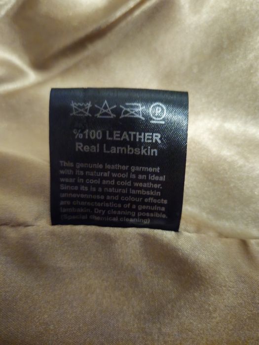 Haina din blana naturala de vulpe