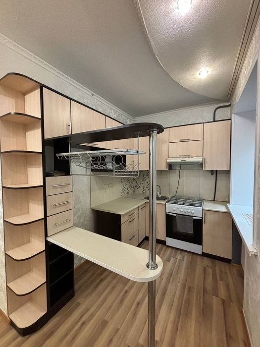 Продам 2 комнатную квартиру, в центре города, Ульянова34