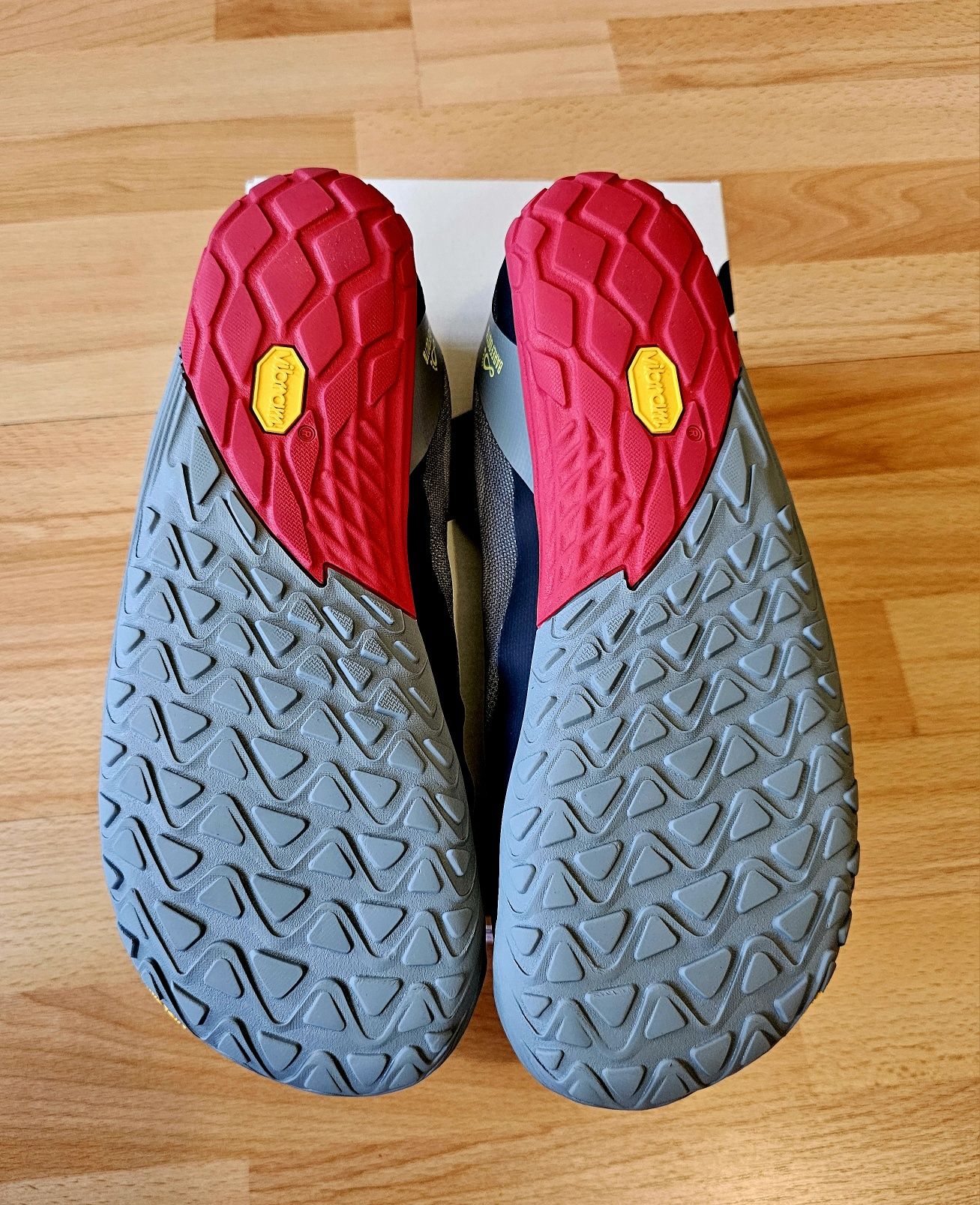 Vand pantofi sport barefoot Merrell Vapor Glove 4