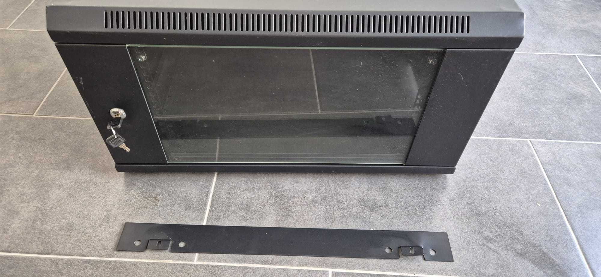 Cabinet de perete 600x450