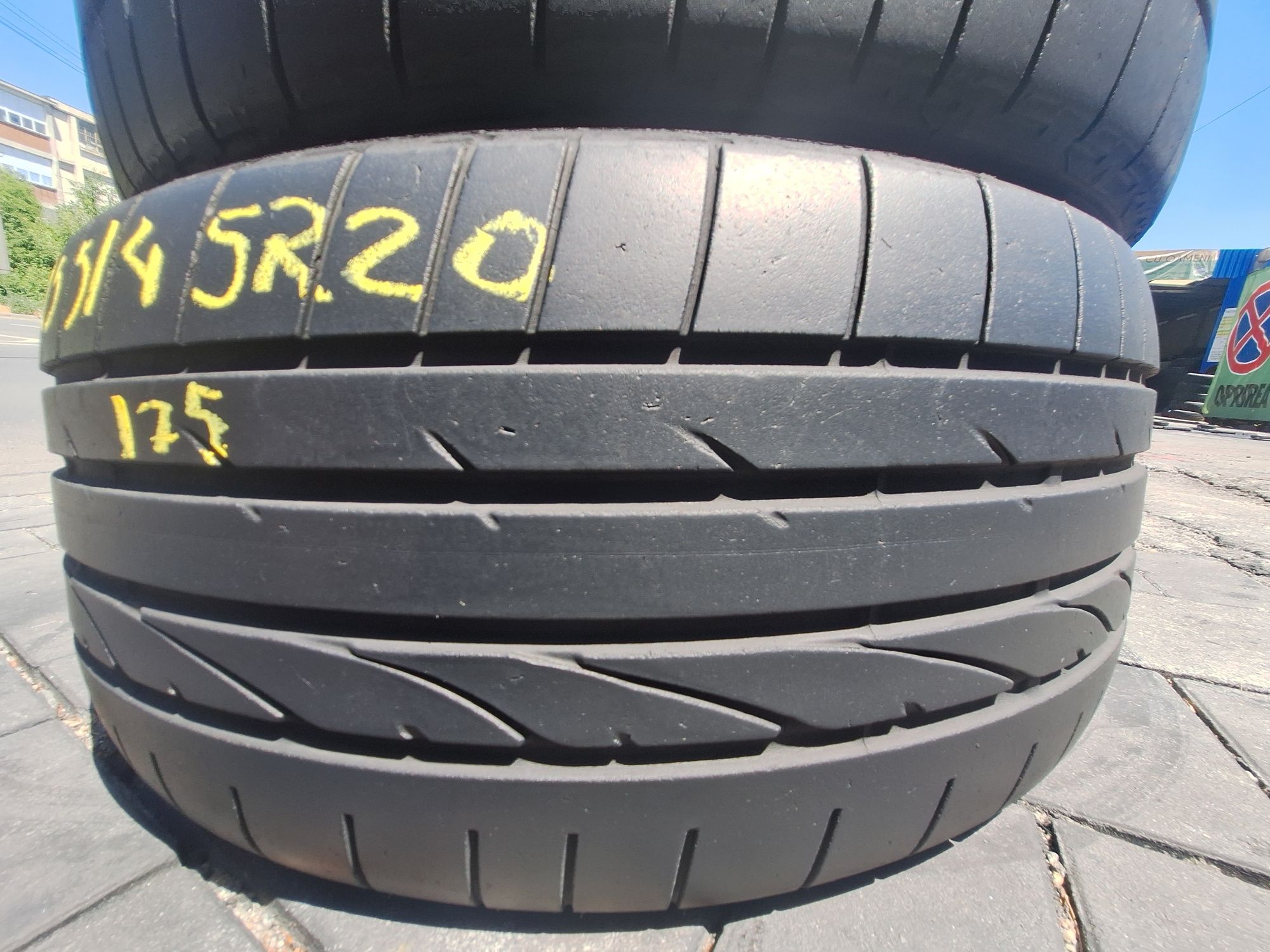 4 anvelope vara 255/45r20 Bridgestone Montaj Gratuit