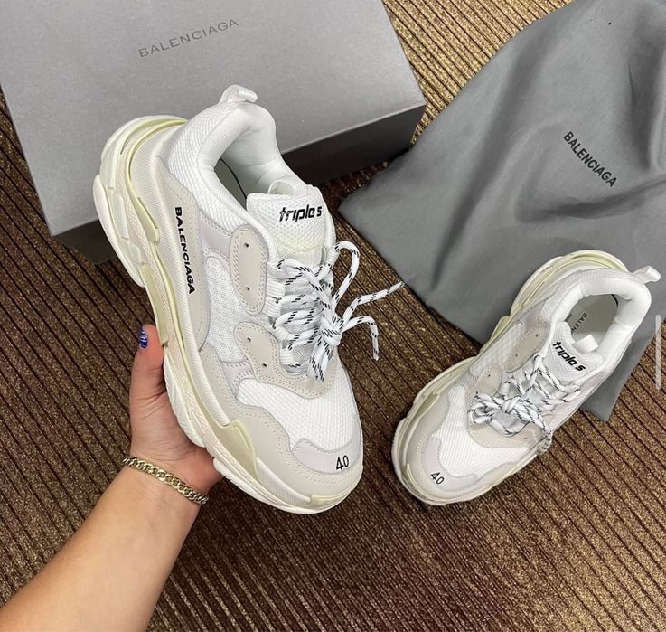 Balenciaga triple s