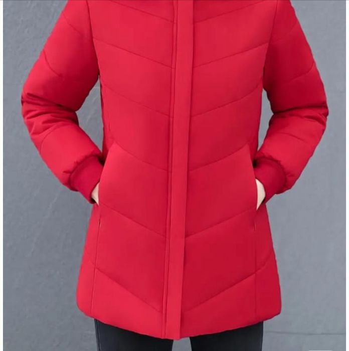 Продам 2 куртки новые