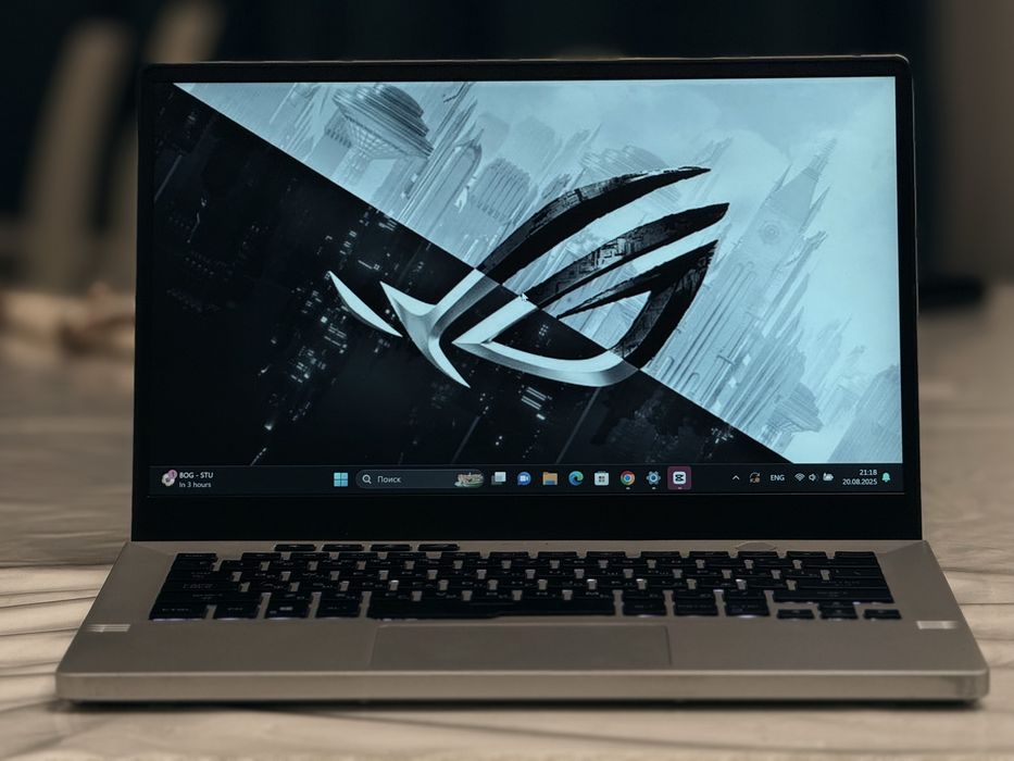 Asus Rog Zephyrus R9-7940HS RTX-4060 32/2TB