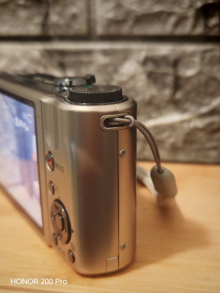 Sony DSC - HX5 GPS
