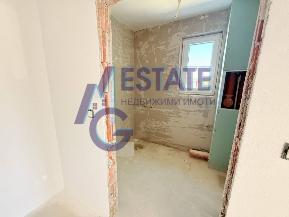 Студио в гр. Созопол на 200 метра от плаж Хармани. Сграда с АКТ 16.