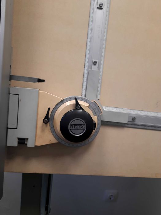 Чертожна дъска Robotron Reiss СПЕШНО