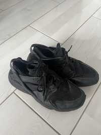 Nike Huarache black