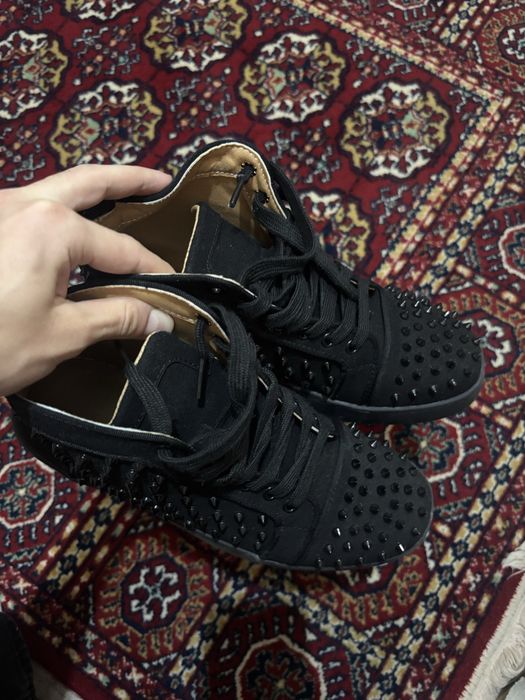 Продам лабутены!