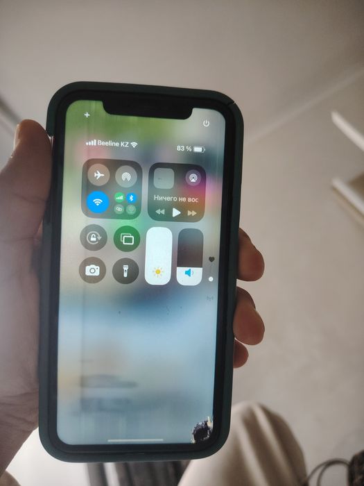Айфон 11 с каробкой