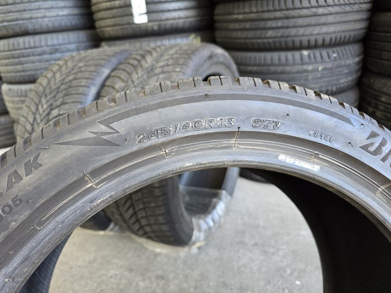 245/40/18 BRIDGESTONE 4бр