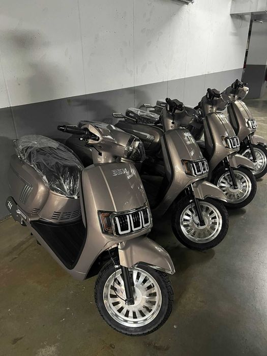 Vand Scuter BSK Leon - An 2024 - 49CC - Nu necesita permis!
