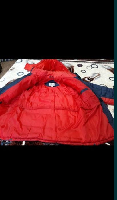 Продам зимнюю куртку