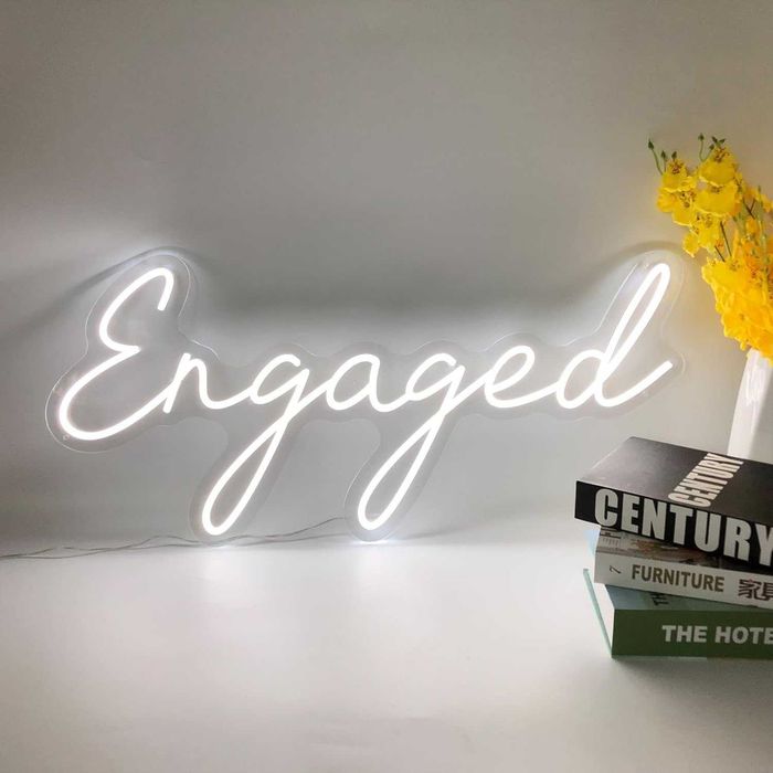 Engaged Декоративен LED неонов знак