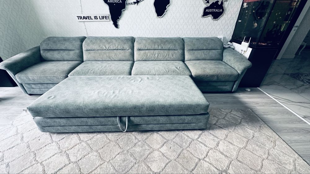 Диван и два кресла в комплекте