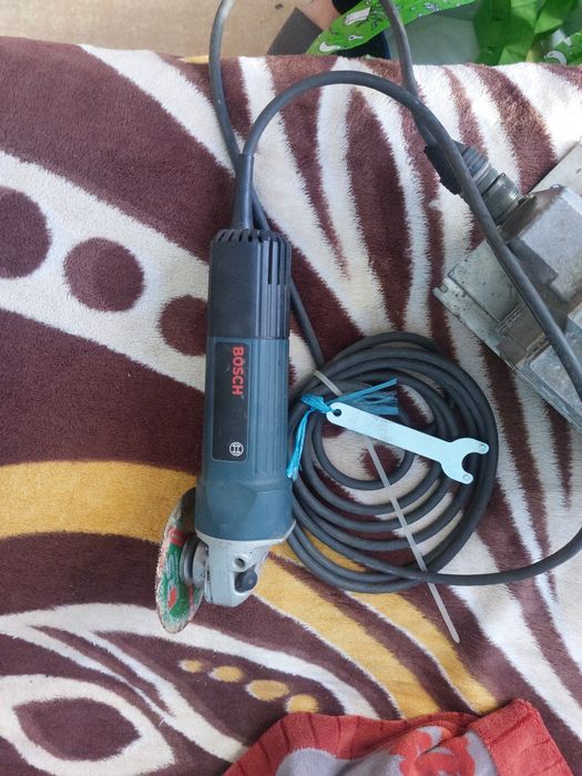 Flex cu stație Bosch