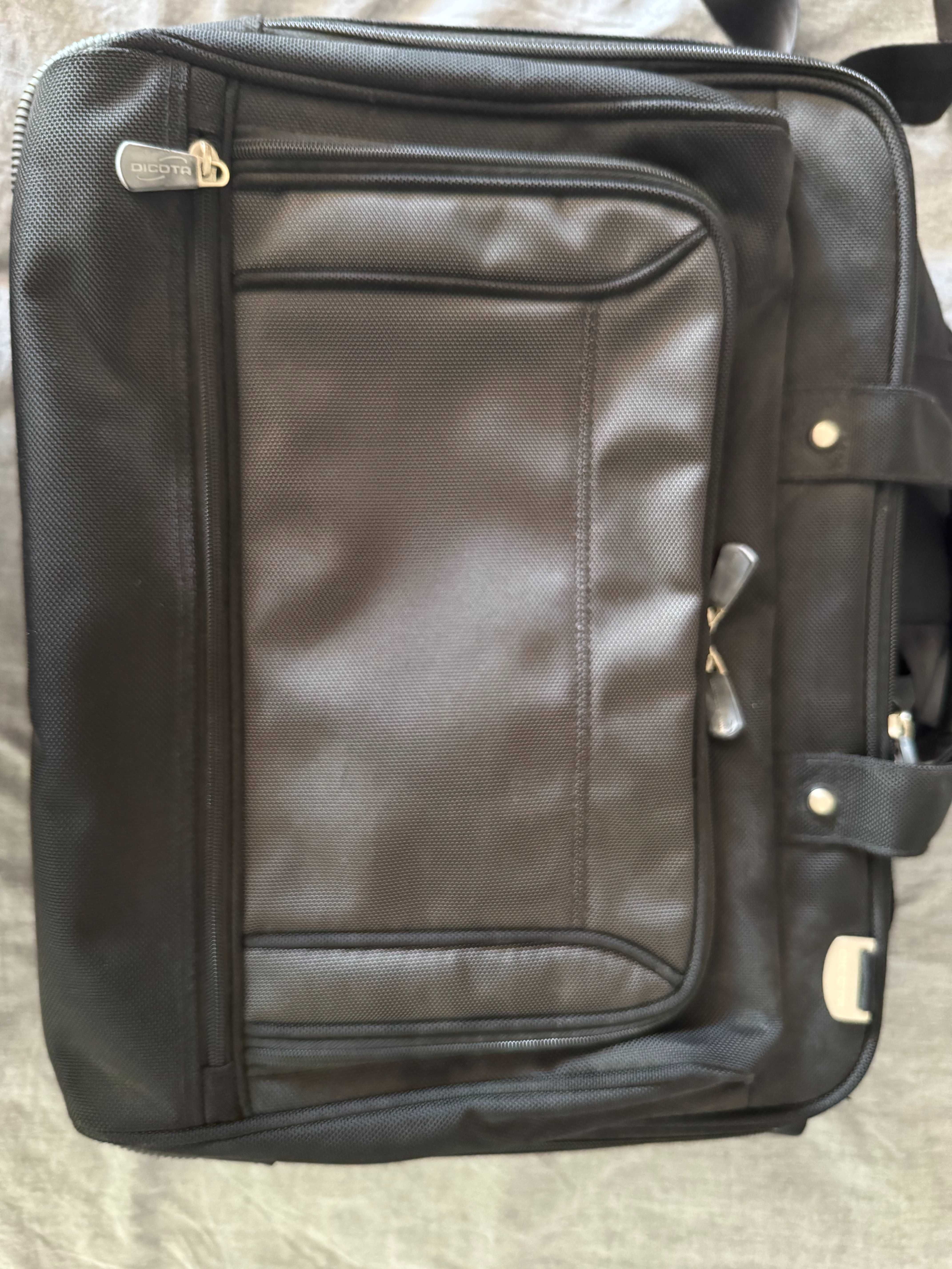 Geanta laptop DICOTA (45 x 35 x 18 cm) 4 compartimente aspect nou