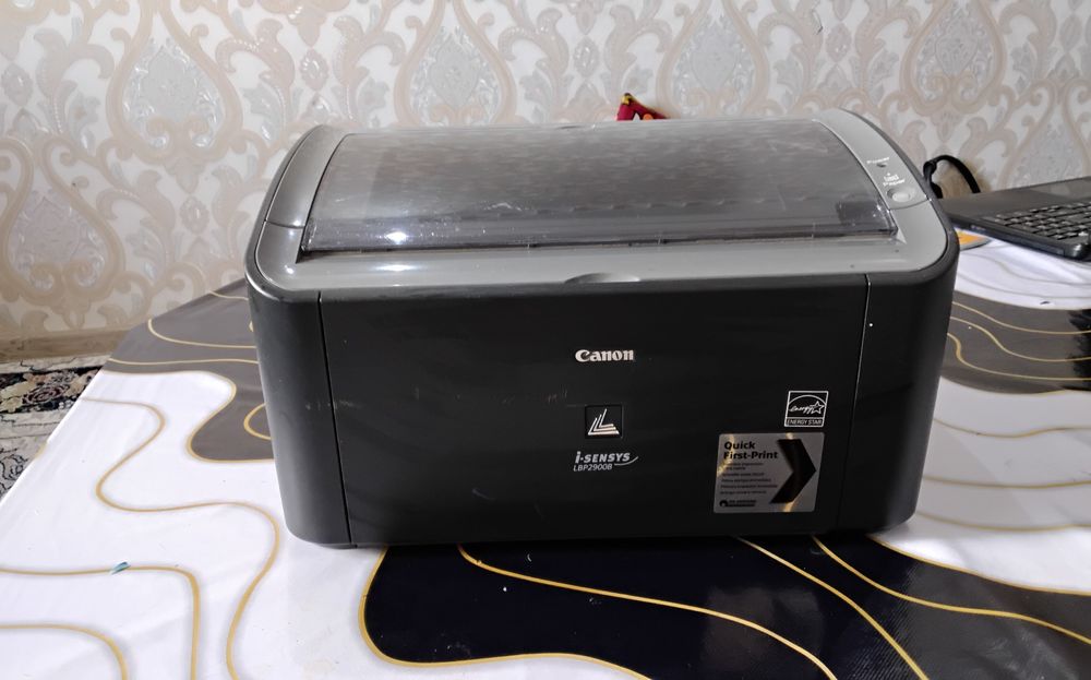 Printer sotiladi canon 2900
