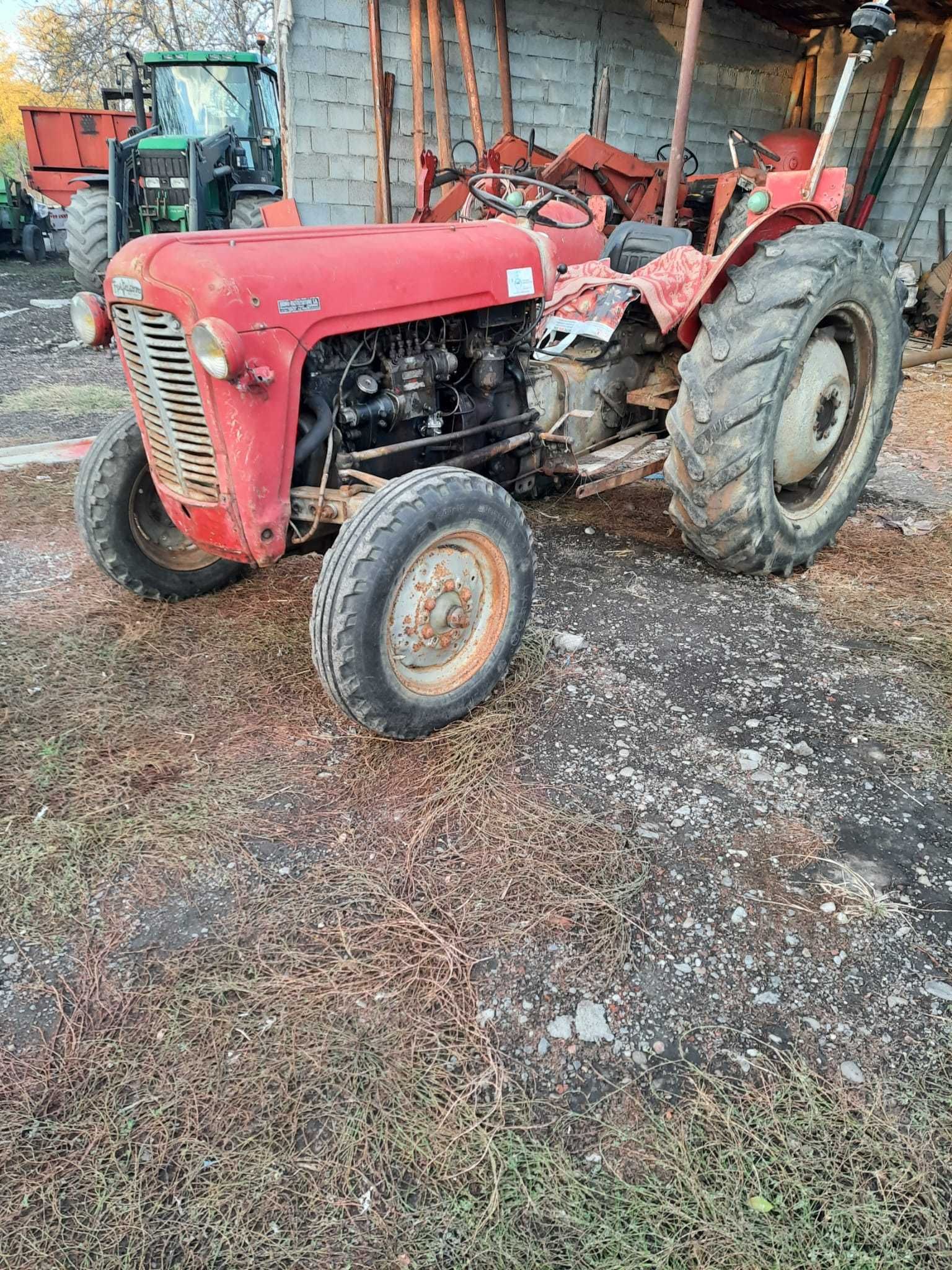 Vand Tractor Massey Feruson 35