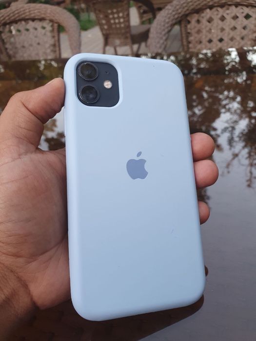 Iphone 11 ideal srochnaga sotiladi