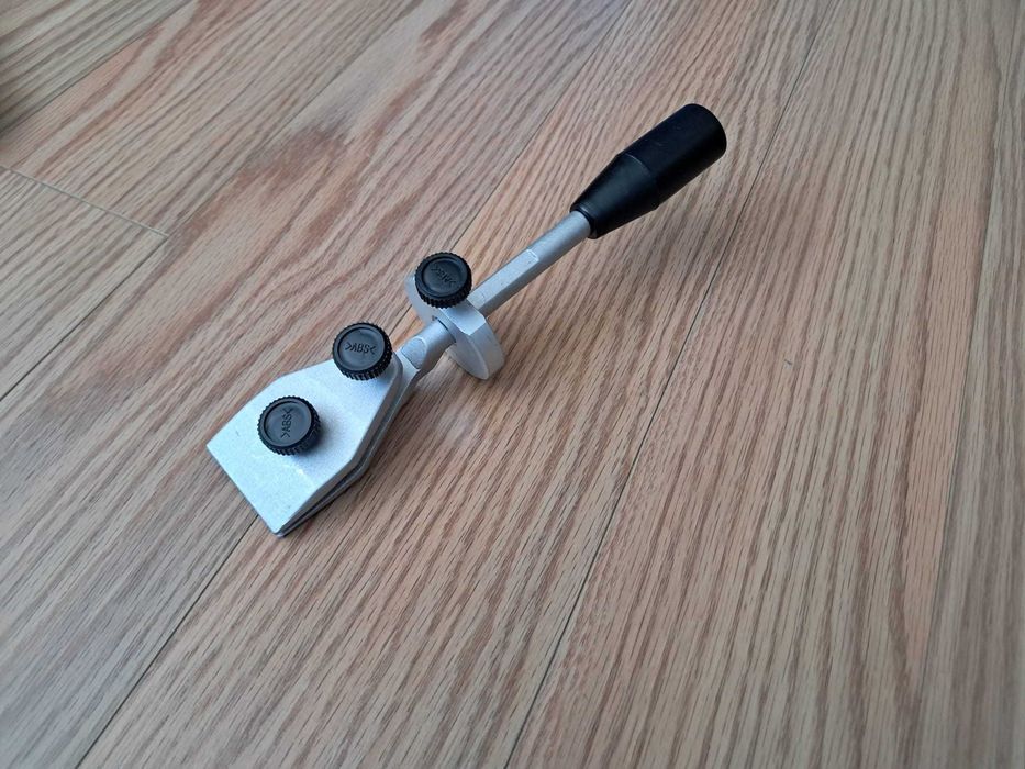 Dispozitiv profesional ascutire cutite