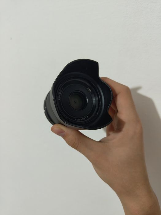 Obiectiv Sony 35mm 1.8 oss