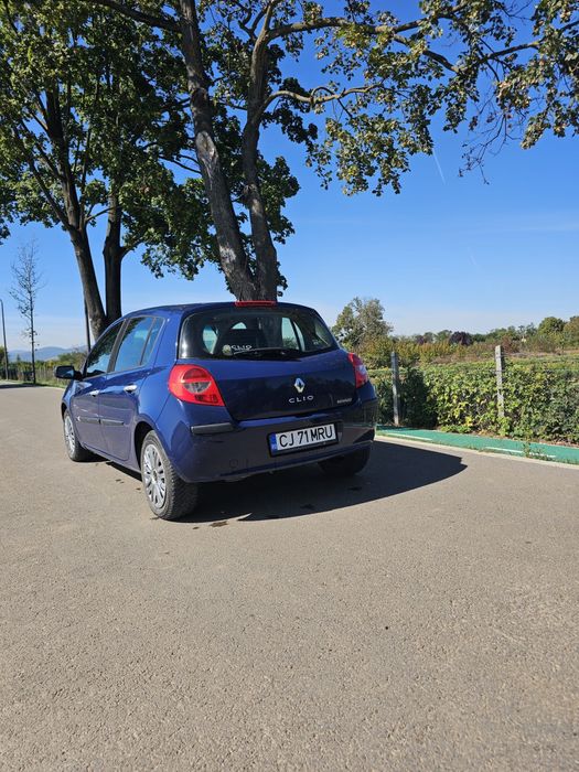 Vând Renault Clio 1.5 DCI