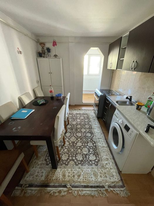 Închiriez apartament George Enescu