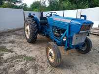 Tractor Ford 2000-45 cp