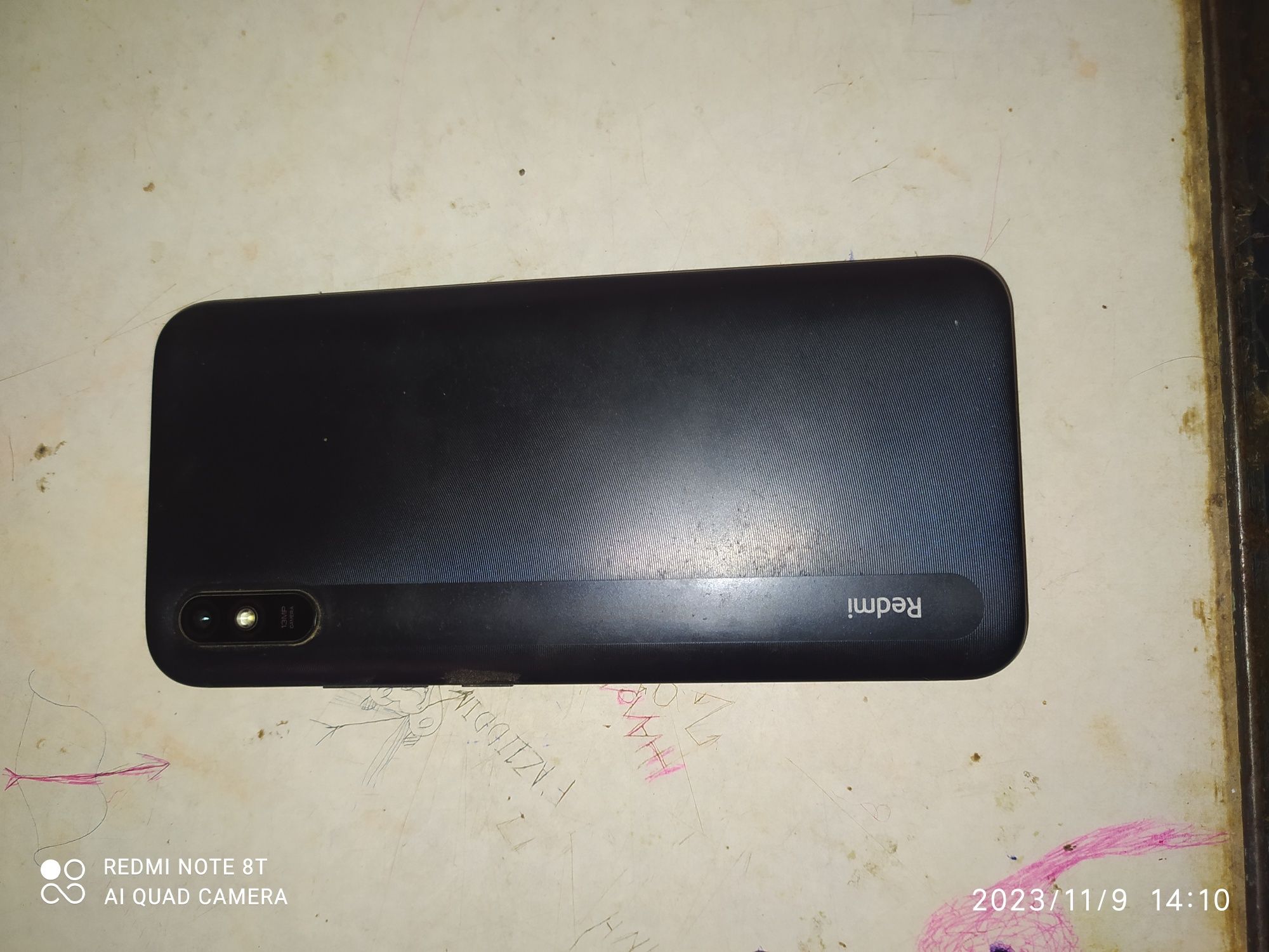 Redme 9a srochni sotiladi xotira 32 gb zaryad 2 kunga yetadi narxi 900