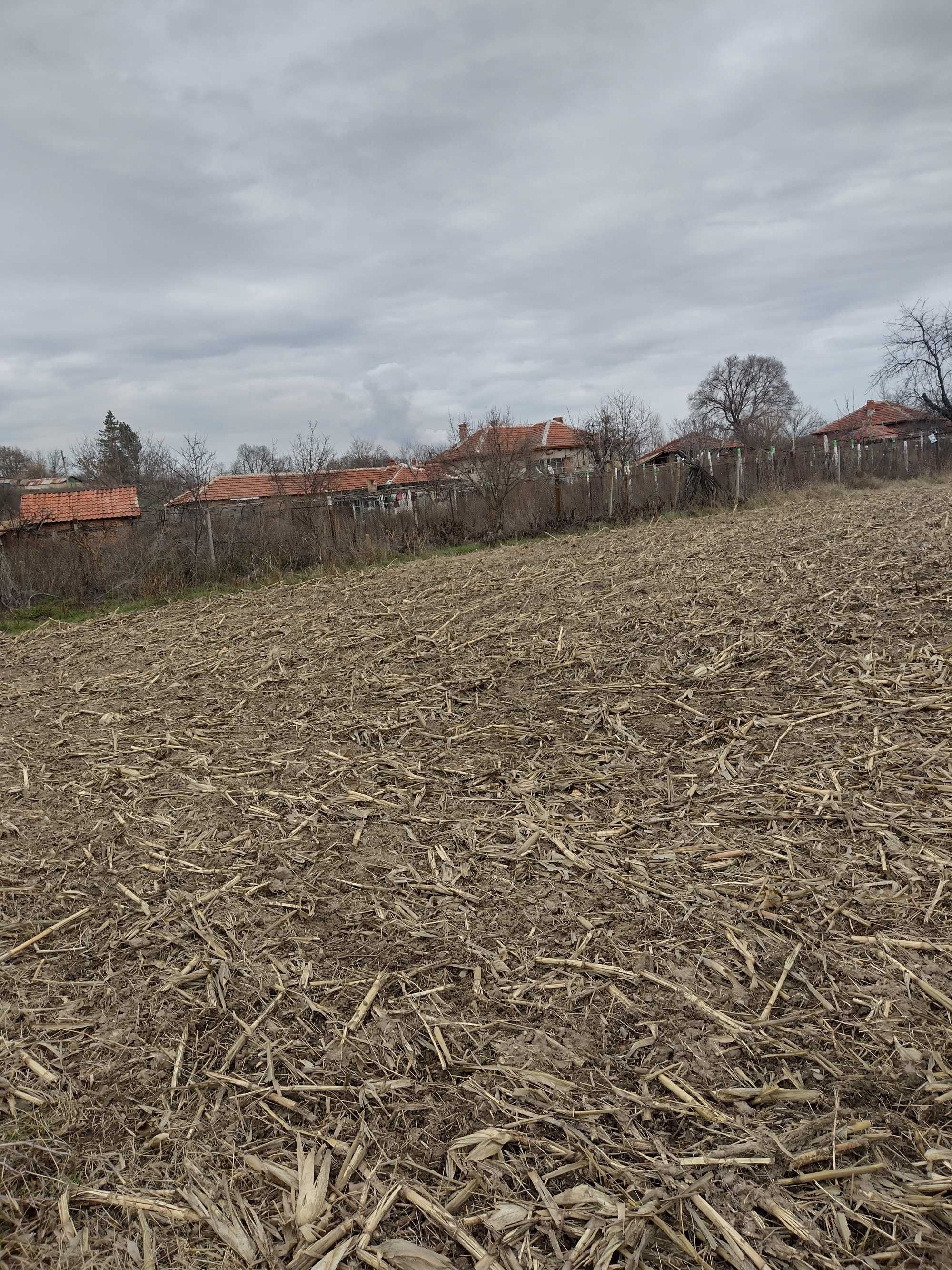 Дворно място-близо до Трафопост- 1.2 дка в с. Дряново, обл.Хасково