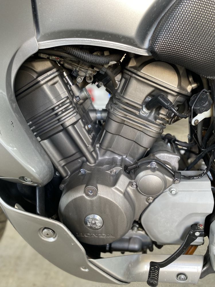 Honda transalp 650 2007