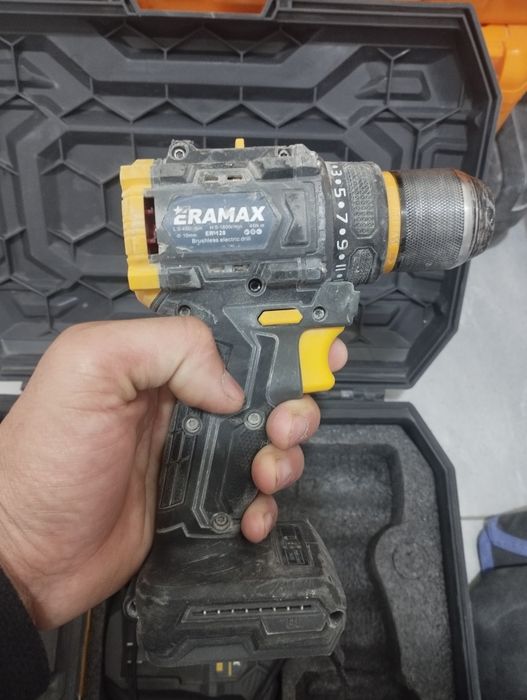 Шуруповёрт ERAMAX