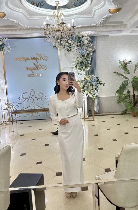 Белоснежный костюм-двойка