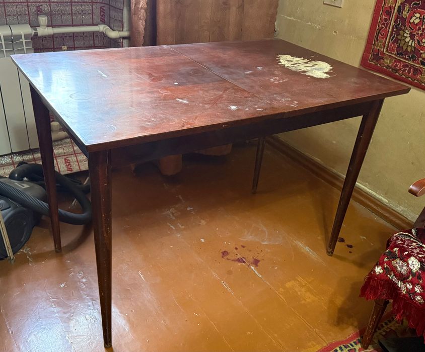 Обеденный стол раздвижной