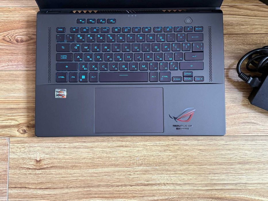 240Hz Rog Zephyrus G15`RTX 3080/Ryzen 6800HS/32GB DDR5/1TB NVMe