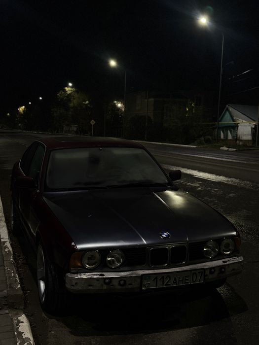 BMW e34 в хорошем  сосотянии.