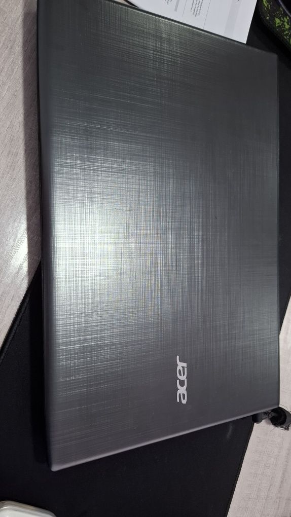 Acer Aspire E5-576G | i7 / 8GB / 1TB / MX130