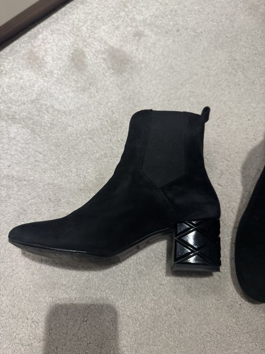 Велурени боти с удобен ток, 38 номер